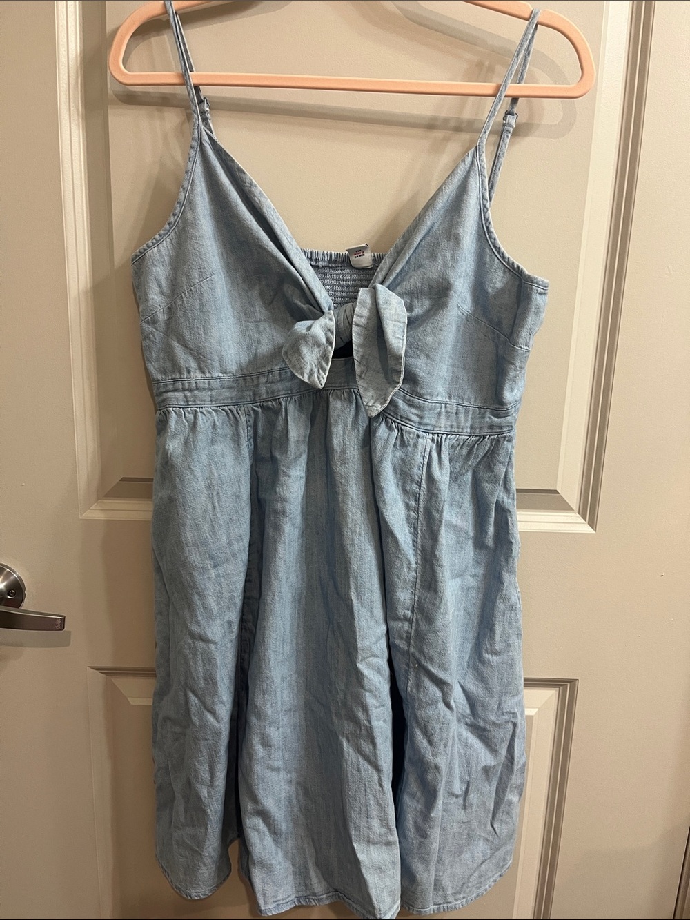 Old Navy Light Blue Tie-Front Chambray Dress